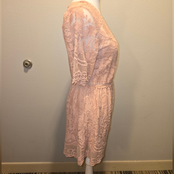 EUC Altar'd State Pink/Mauve/Dusty Rose Size Small Lace Boho Romper Cottagecore - Picture 3 of 6